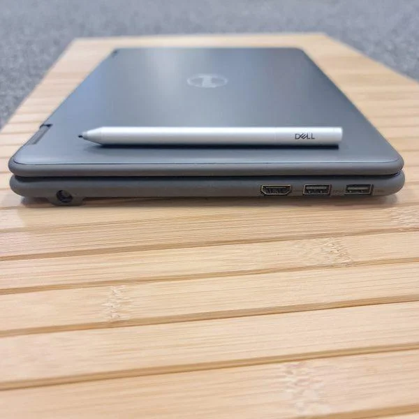 Dell Latitude 3190 2-in-1 - Image 8