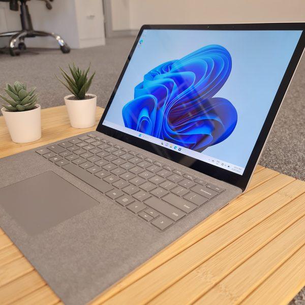 Microsoft Surface Laptop 3 - Image 3
