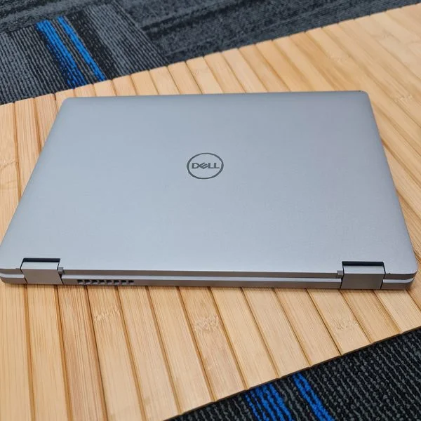 Dell Latitude 5310 2-in-1 - Image 7