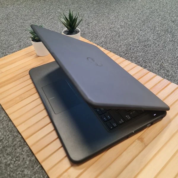 Dell Latitude 3310 - Image 5