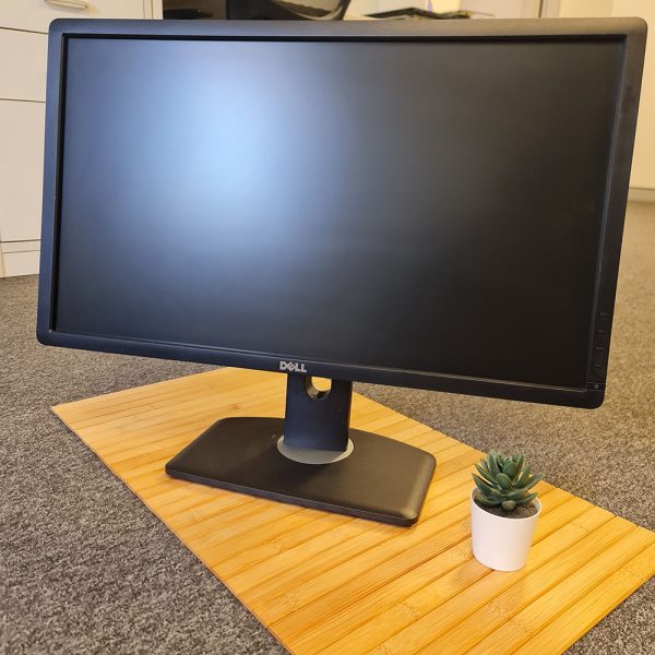 Dell 24" Monitors - Image 5