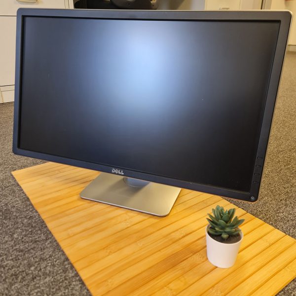 Dell 24" Monitors - Image 3