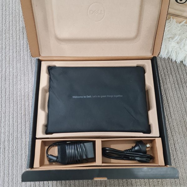 Dell Latitude 3190 2-in-1 - Image 7