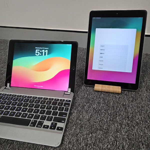 Apple iPad 6th Generation 9.7" WiFi - Image 5