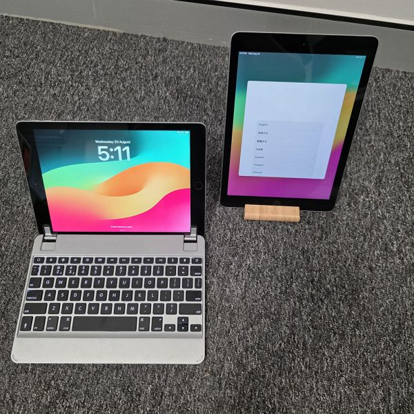 Apple iPad 6th Generation 9.7" WiFi - Image 7